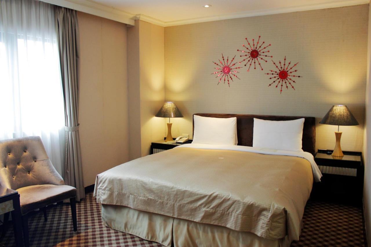 Astar Hotel Taipei Exterior photo